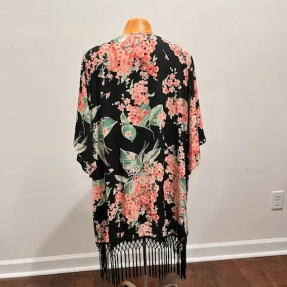 Janette Plus Kimono Women's Size OS Floral Whimsical Fringe Boho - Picture 2 of 5